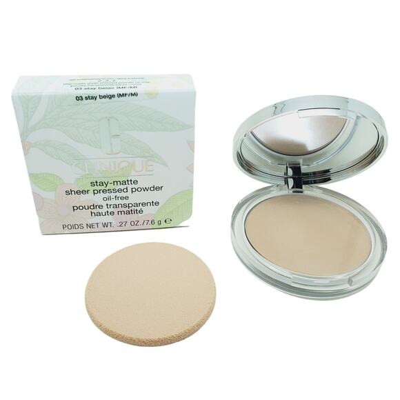 Clinique Other - Clinique Stay-Matte Sheer Pressed Powder Oil-Free 03 Stay Beige (MF/M)